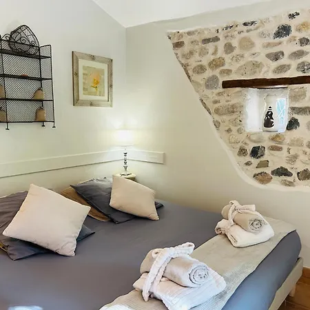 Bed & Breakfast Les Et La De Labahou 4*