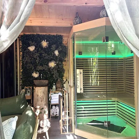 Bed & Breakfast Les Et La De Labahou 4*