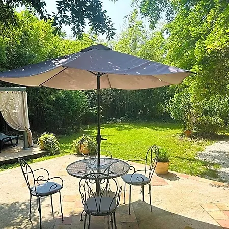 Les Et La De Labahou Bed & Breakfast